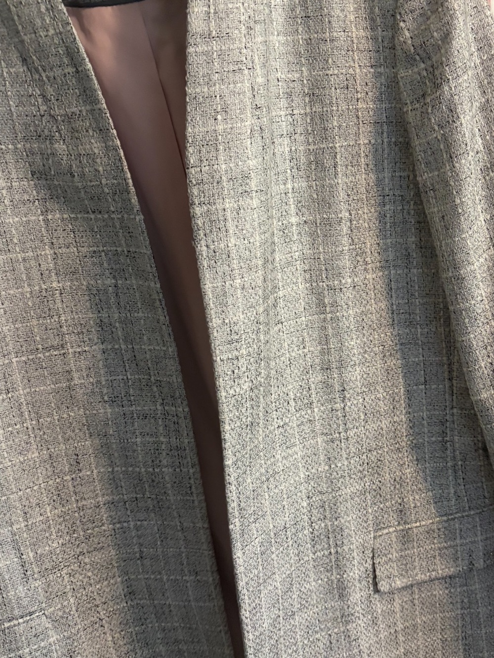 Calvin Klein Gray Textured Collarless Blazer - Picture 4 of 5